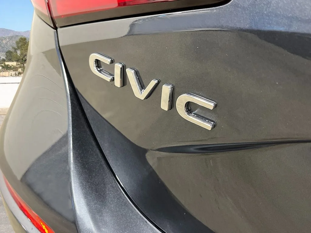 2026 Honda Civic Hatchback Sport - Photo 6