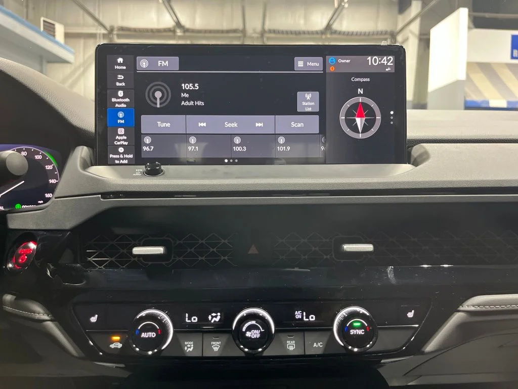 Used 2026 Still Night Pearl Honda Sport image 24