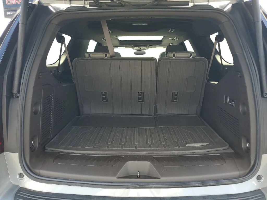Used 2023 Sterling Metallic GMC SLT image 37