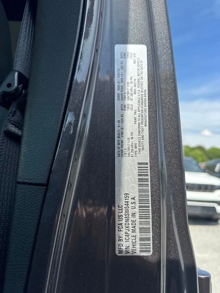 Used 2025 Gray Jeep Sport S image 34