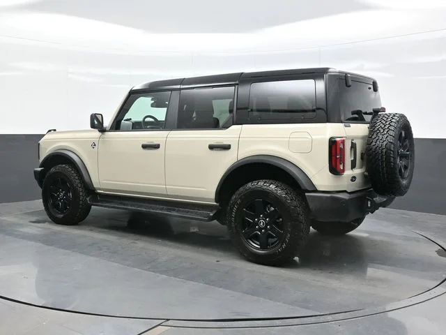 Used 2025 Beige Ford Outer Banks image 3