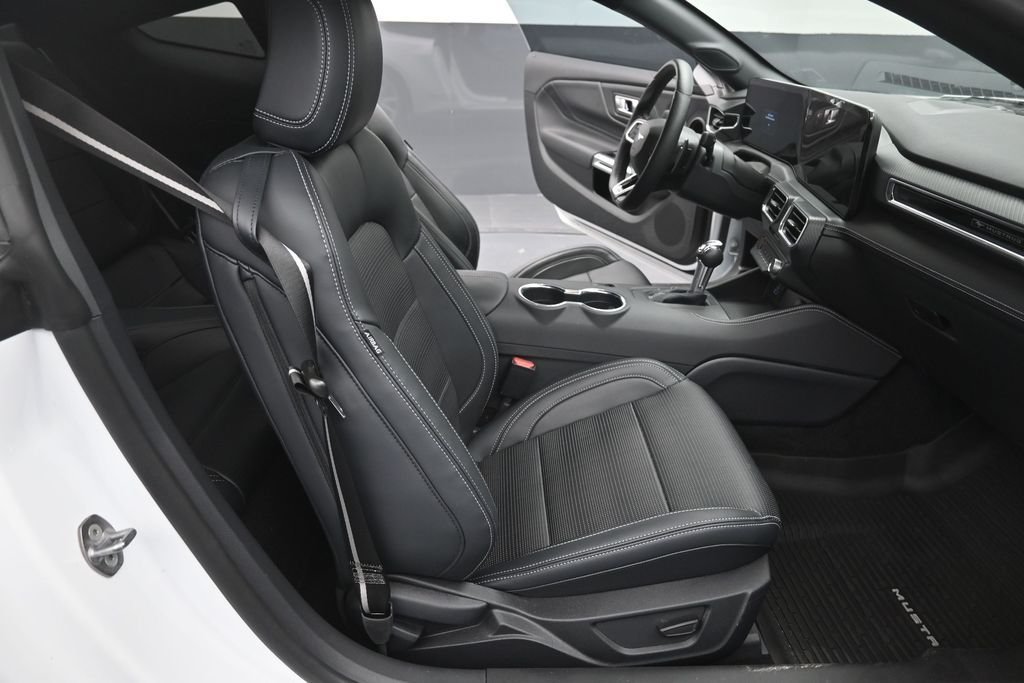 Used 2025 White Ford GT Premium image 10