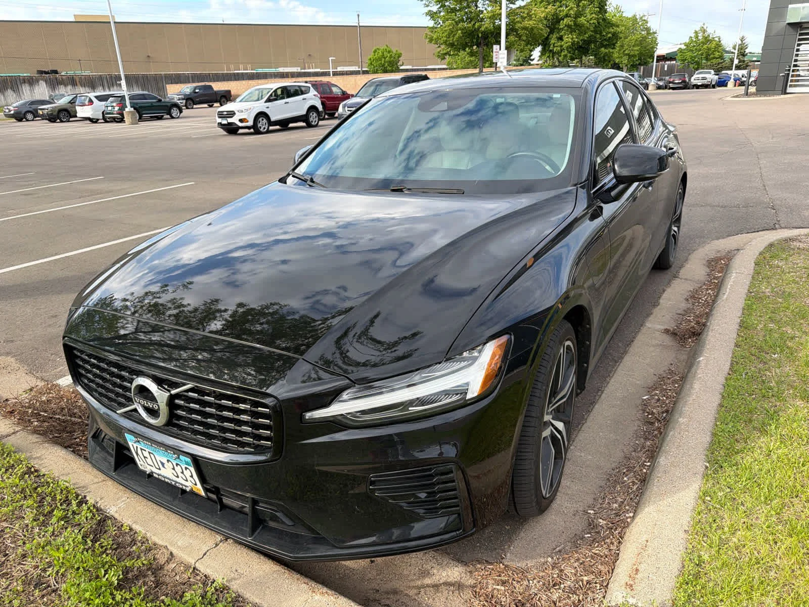 Used 2021 Volvo S60 R-Design Expression with VIN 7JRBR0FZ1MG119615 for sale in Brooklyn Park, Minnesota