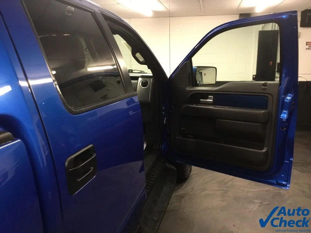 Used 2014 Blue Ford SVT Raptor image 42