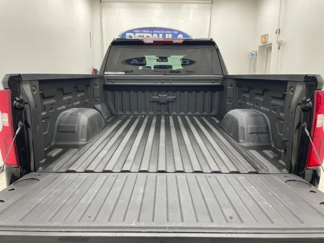 2025 Chevrolet Silverado 1500 LTZ - Photo 15