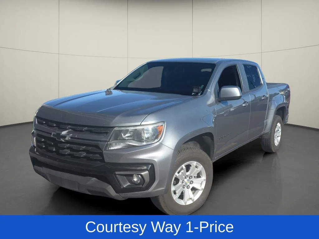 Used 2021 Gray Chevrolet LT image 4