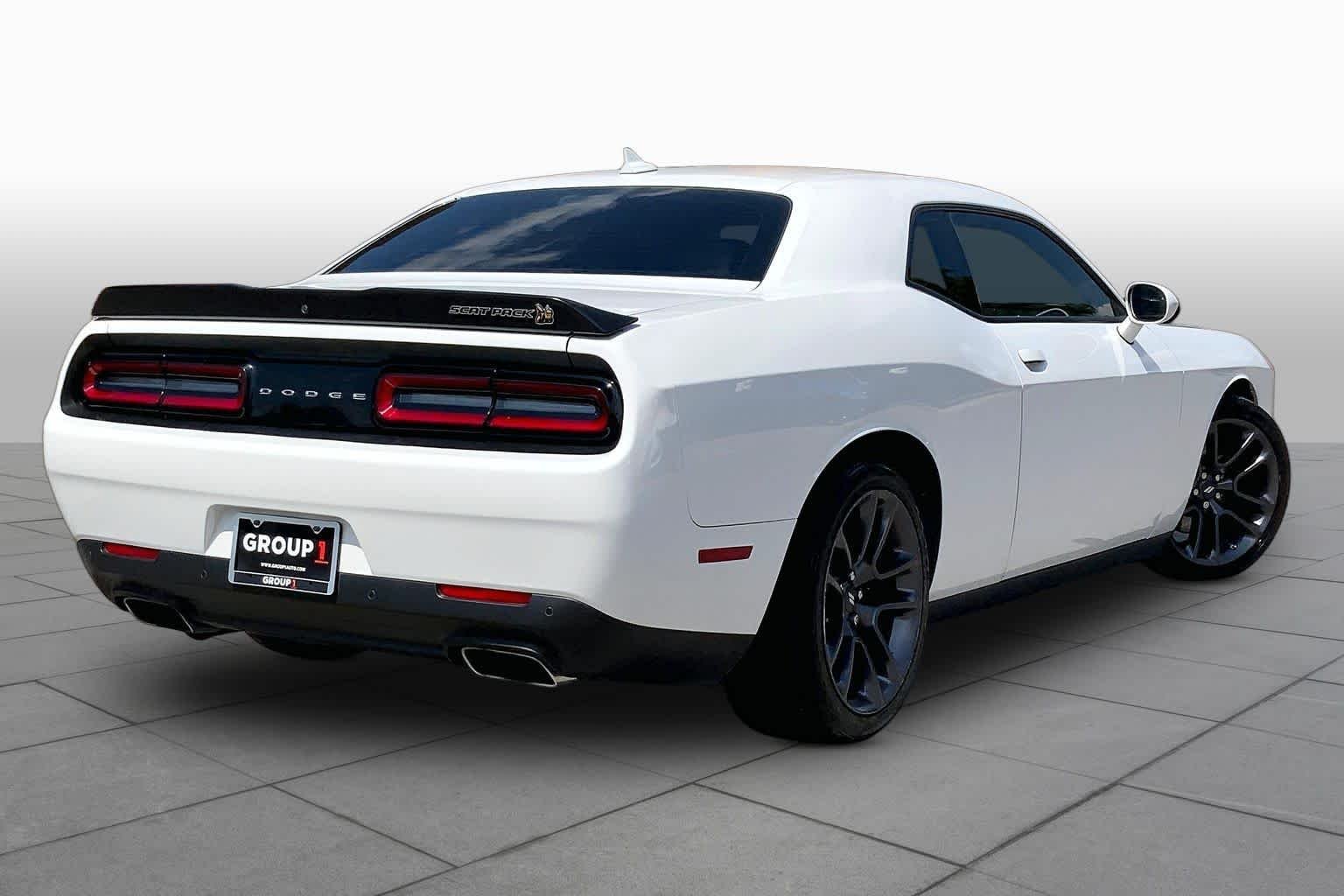 Used 2023 White Knuckle Clearcoat Dodge R/T Scat Pack image 13