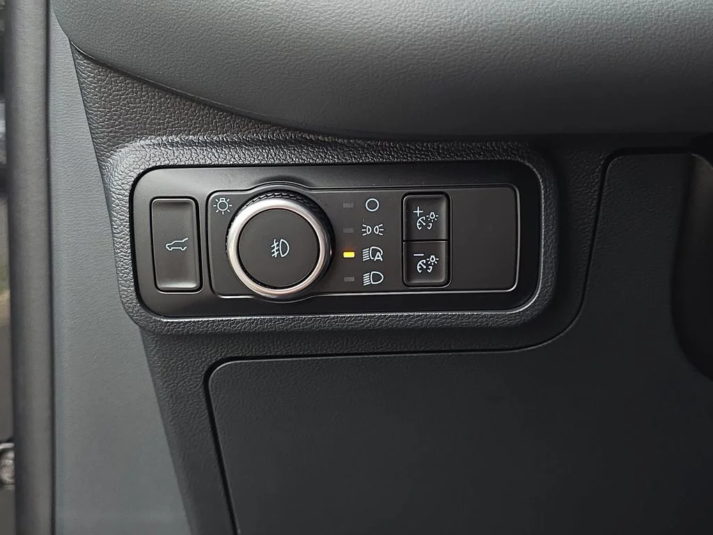 New 2026 Agate Black Metallic Ford Active image 24