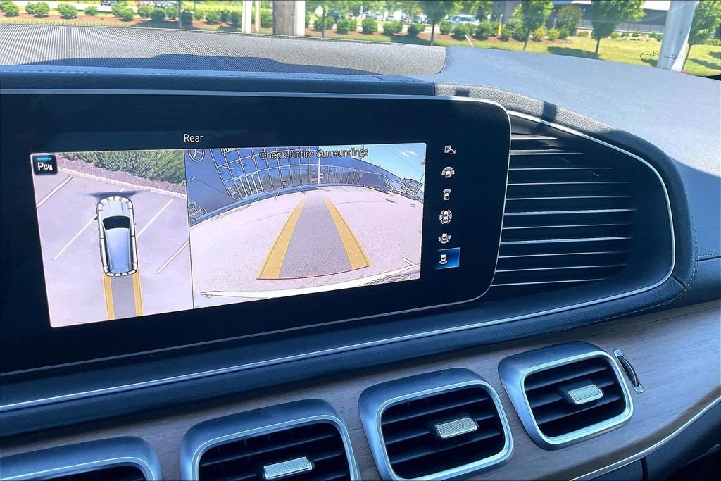 Certified Used 2023  Mercedes-Benz GLS 450 image 19
