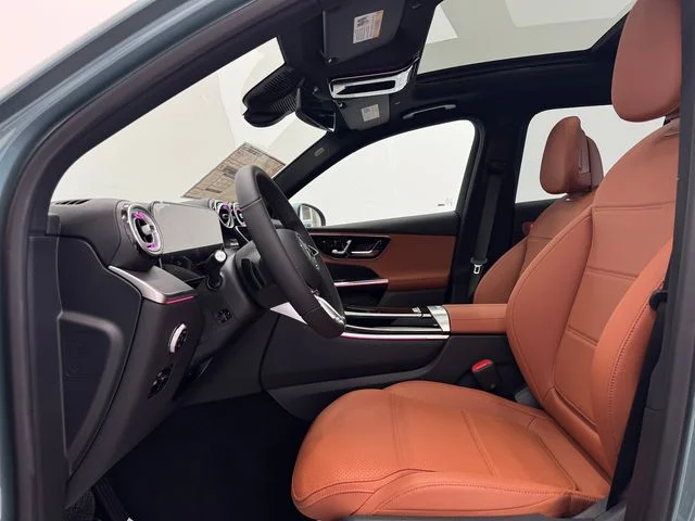 New 2027 Silver Mercedes-Benz GLC 300 image 17