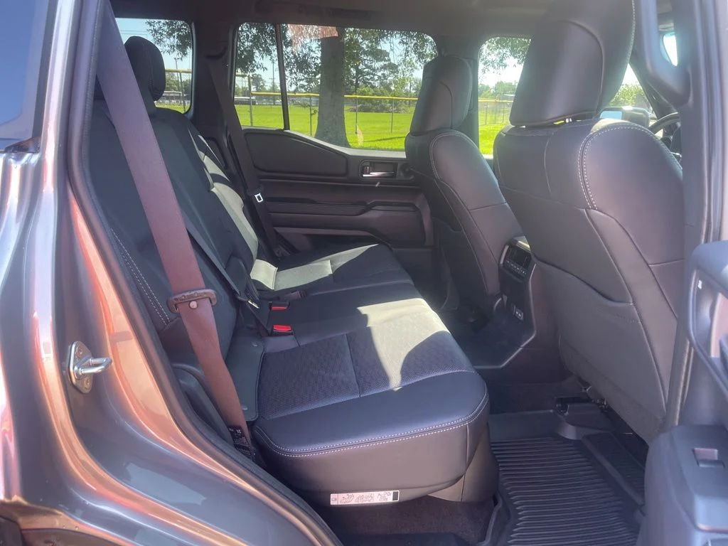 Used 2025  Toyota Base image 16