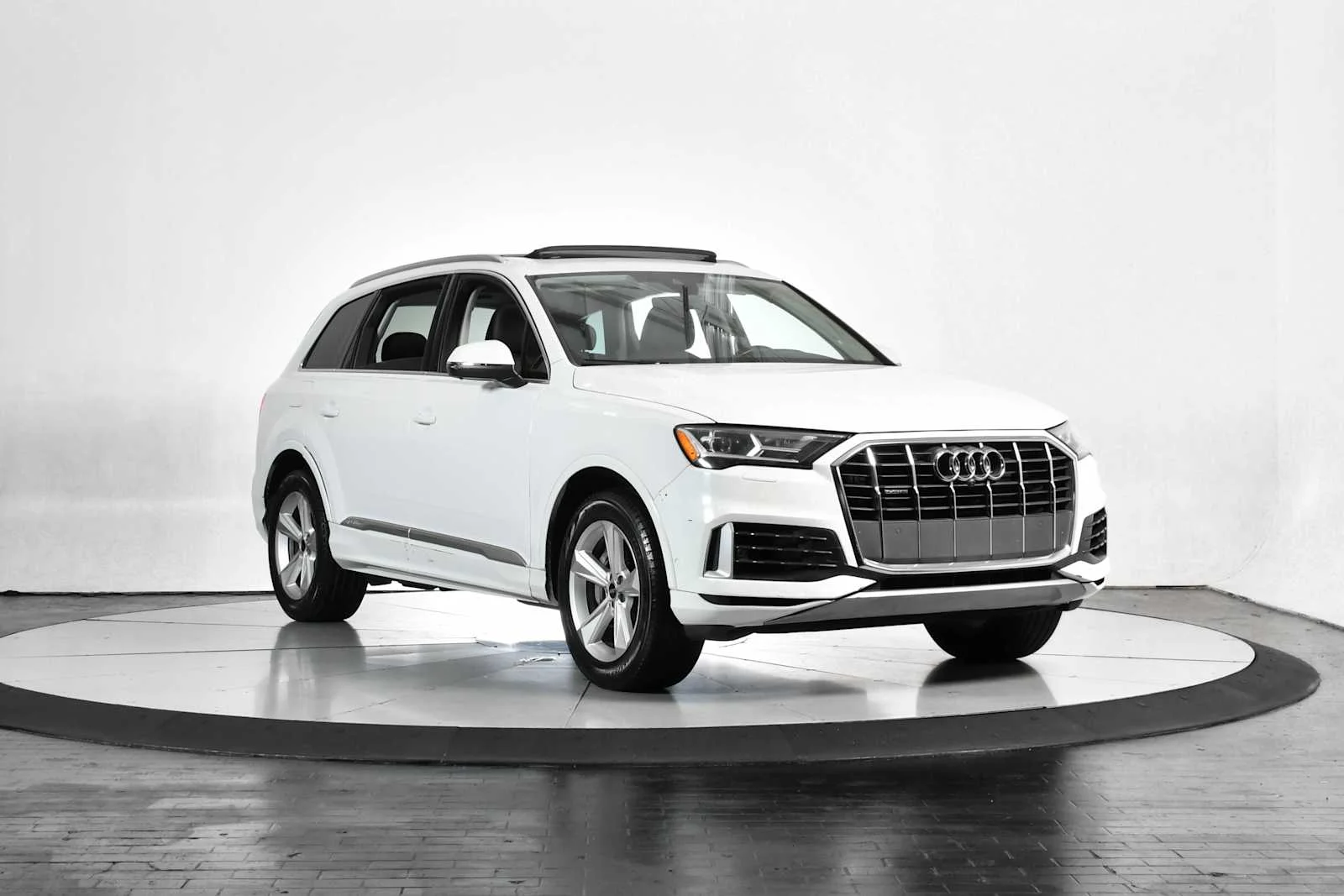 Used 2022 Glacier White Metallic Audi Premium image 8