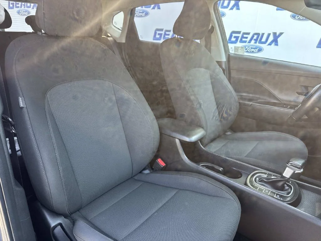 Used 2025 Gray Hyundai SEL image 23