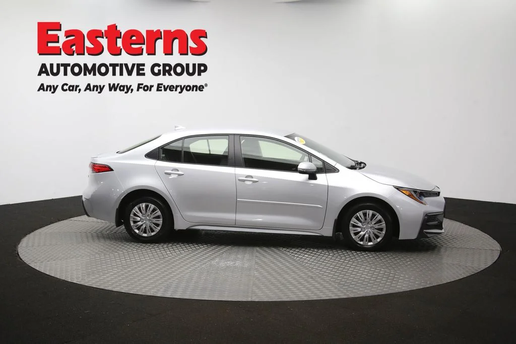 Used 2022 Silver Toyota SE image 43