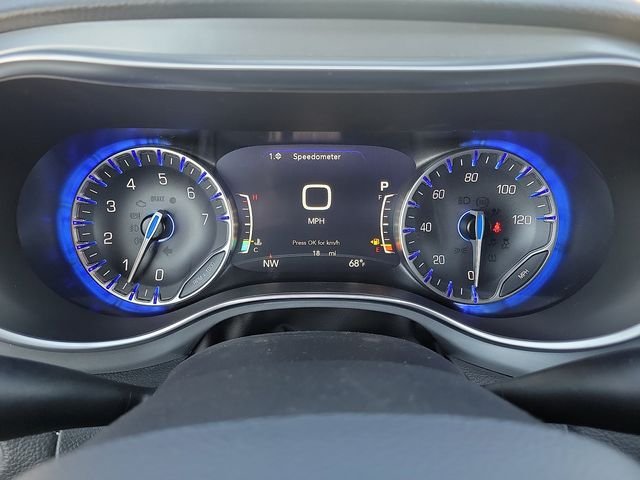 2026 Chrysler Pacifica Limited - Photo 18