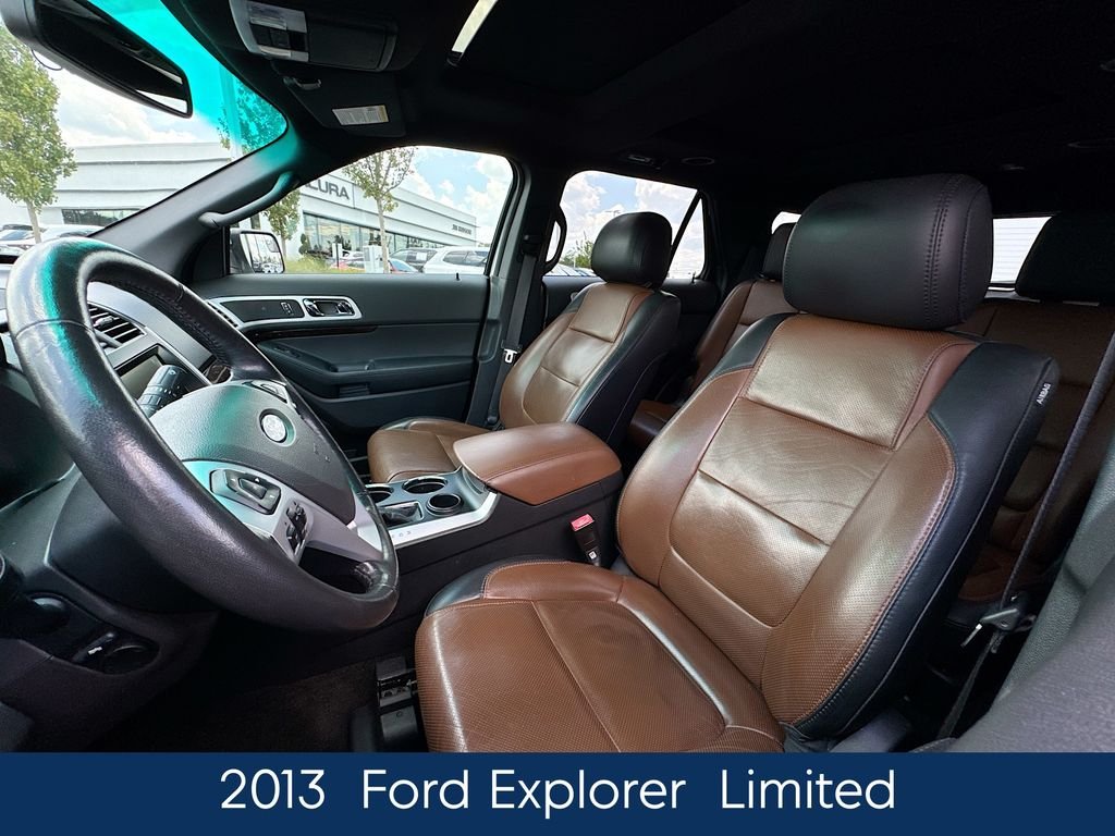 Used 2013 White Ford Limited image 15