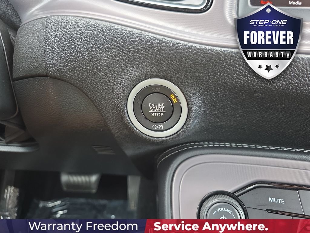 Used 2023 Gray Dodge SXT image 22