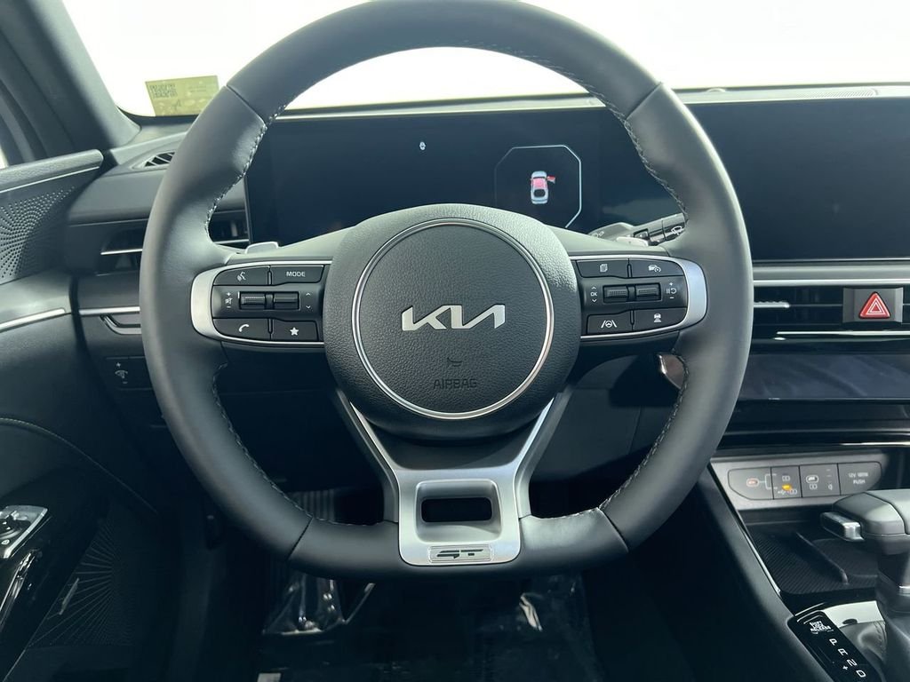 New 2026 Wolf Gray Kia GT image 17