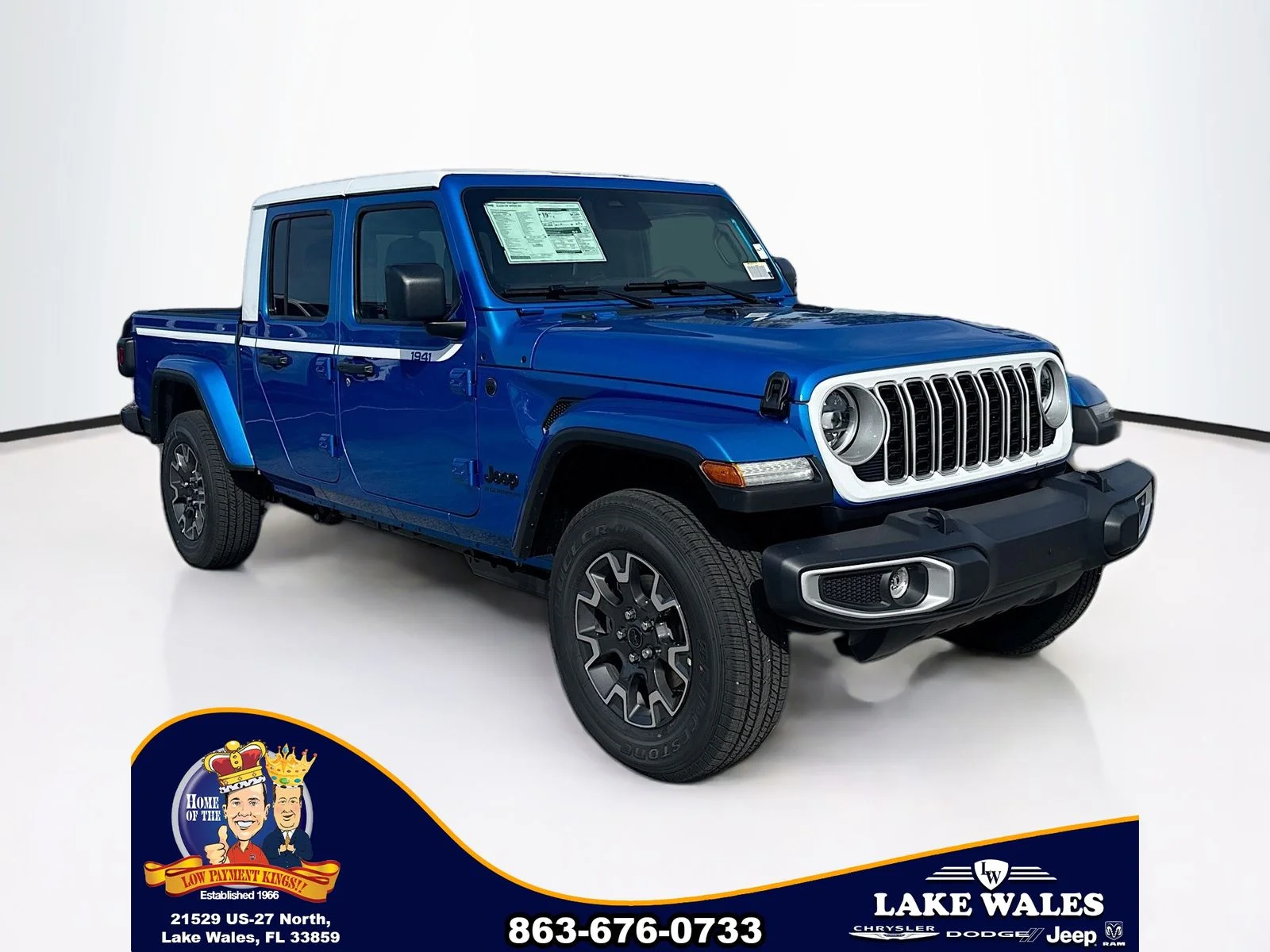 2026 Jeep Gladiator Sahara Auto's photo