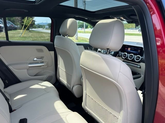Certified Used 2026 Red Mercedes-Benz GLA 250 image 22