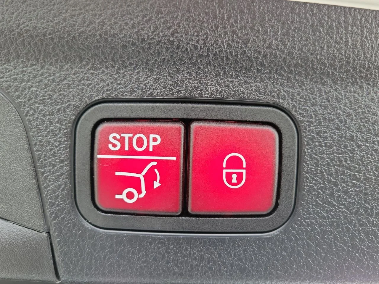 Certified Used 2023  Mercedes-Benz GLE 350 image 9