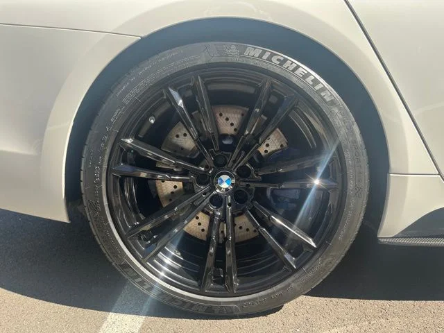 Used 2018 White BMW Base image 12