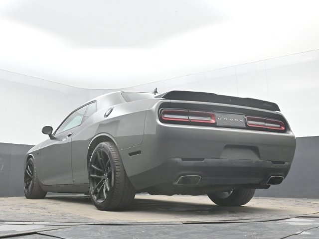 Used 2017 Gray Dodge R/T image 44