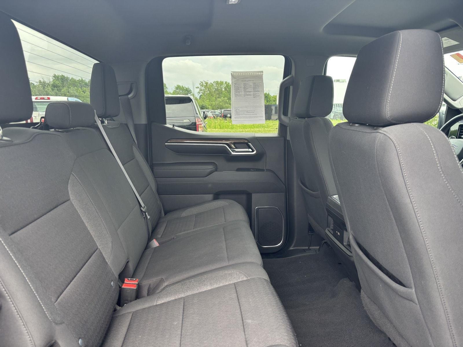 Used 2022 Blue Metallic Chevrolet RST image 32