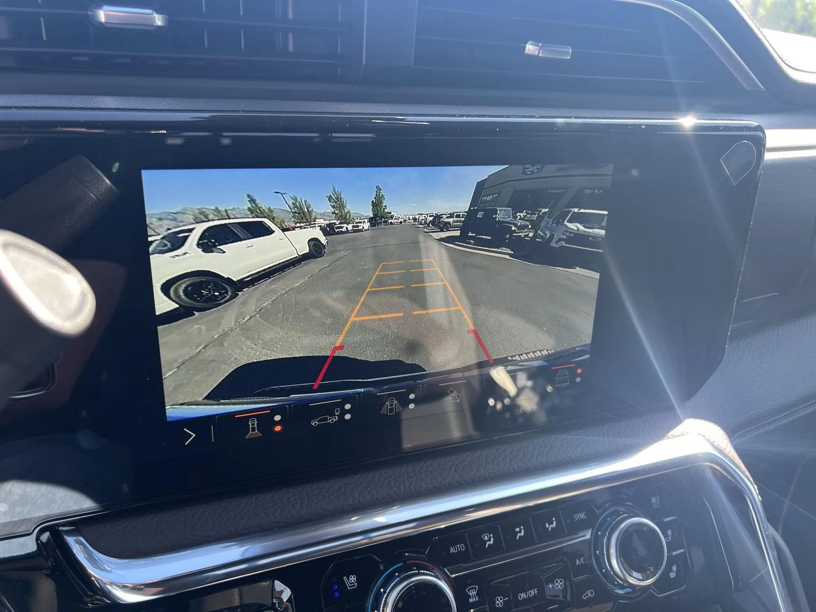 2026 GMC Sierra 3500HD Denali - Photo 24