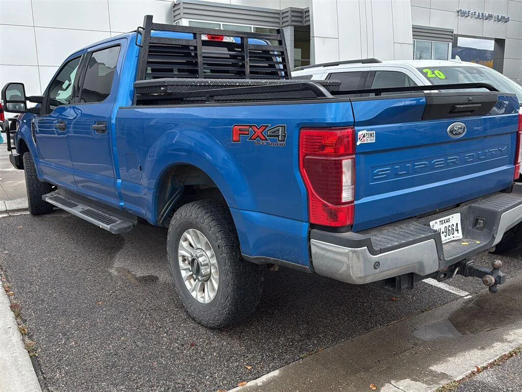 Used 2020 Velocity Blue Ford XLT image 4