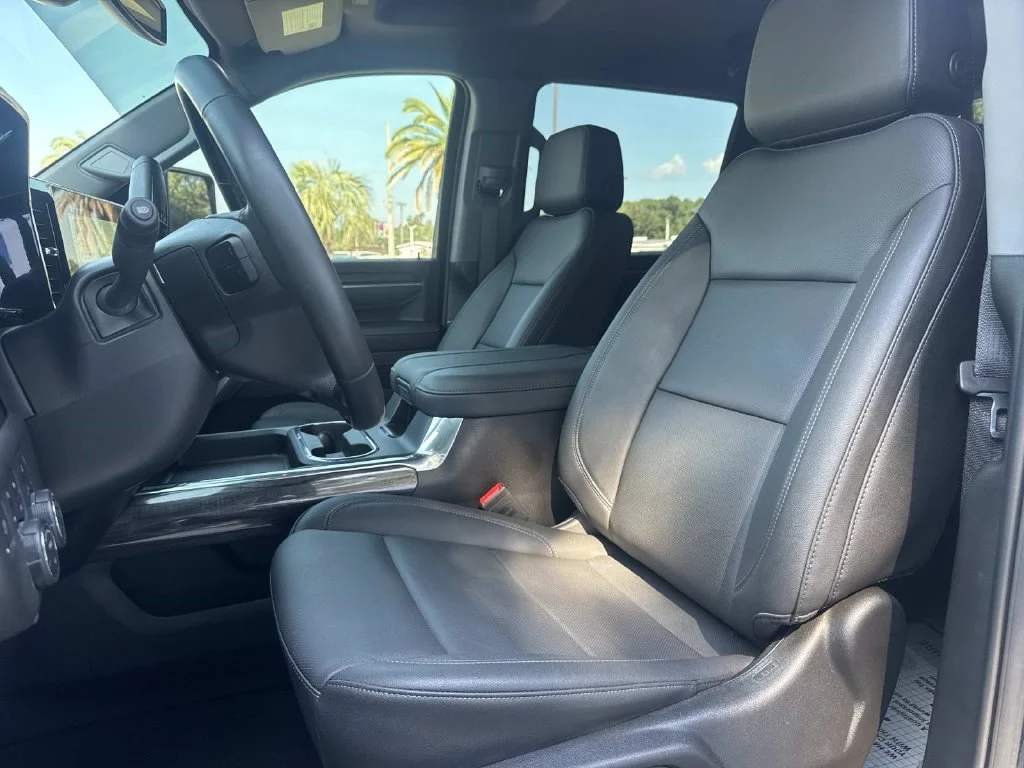 Used 2025 Black Chevrolet LTZ image 34
