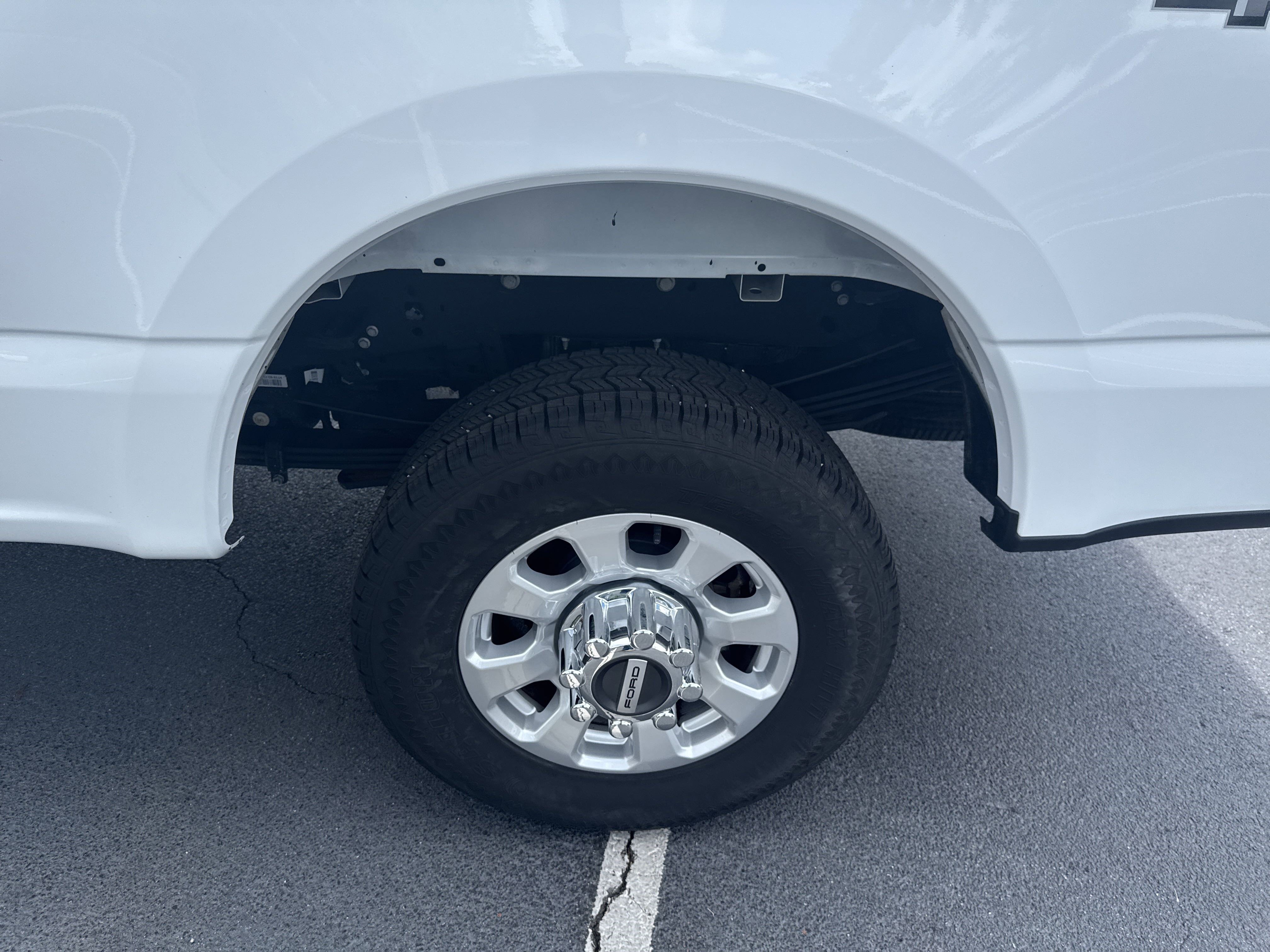 2024 Ford F-350 Super Duty XLT - Photo 12