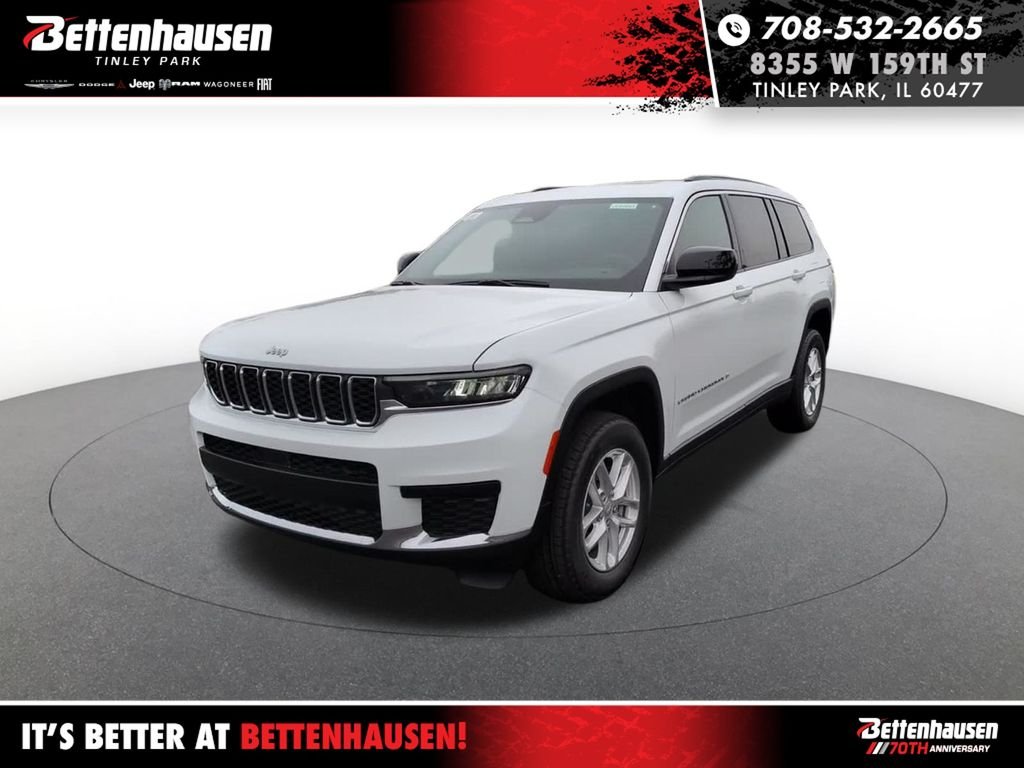 New 2026 Bright White Clear-Coat Exterior Paint Jeep Laredo X image 1