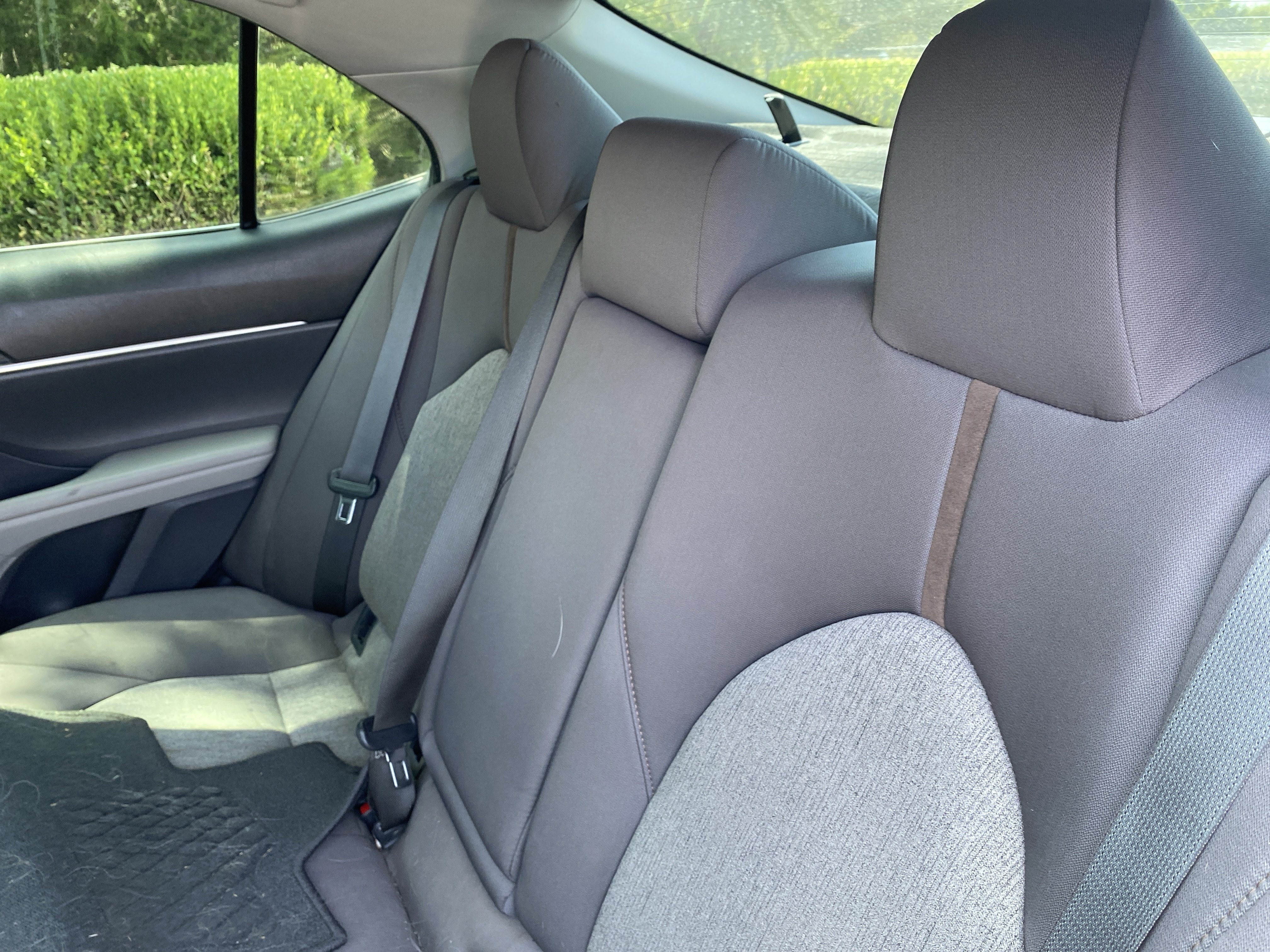 Used 2019  Toyota LE image 12
