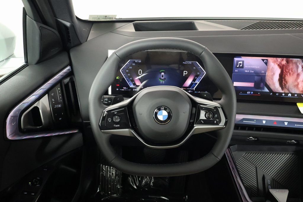 New 2026 Mineral White Metallic BMW 30 xDrive image 3