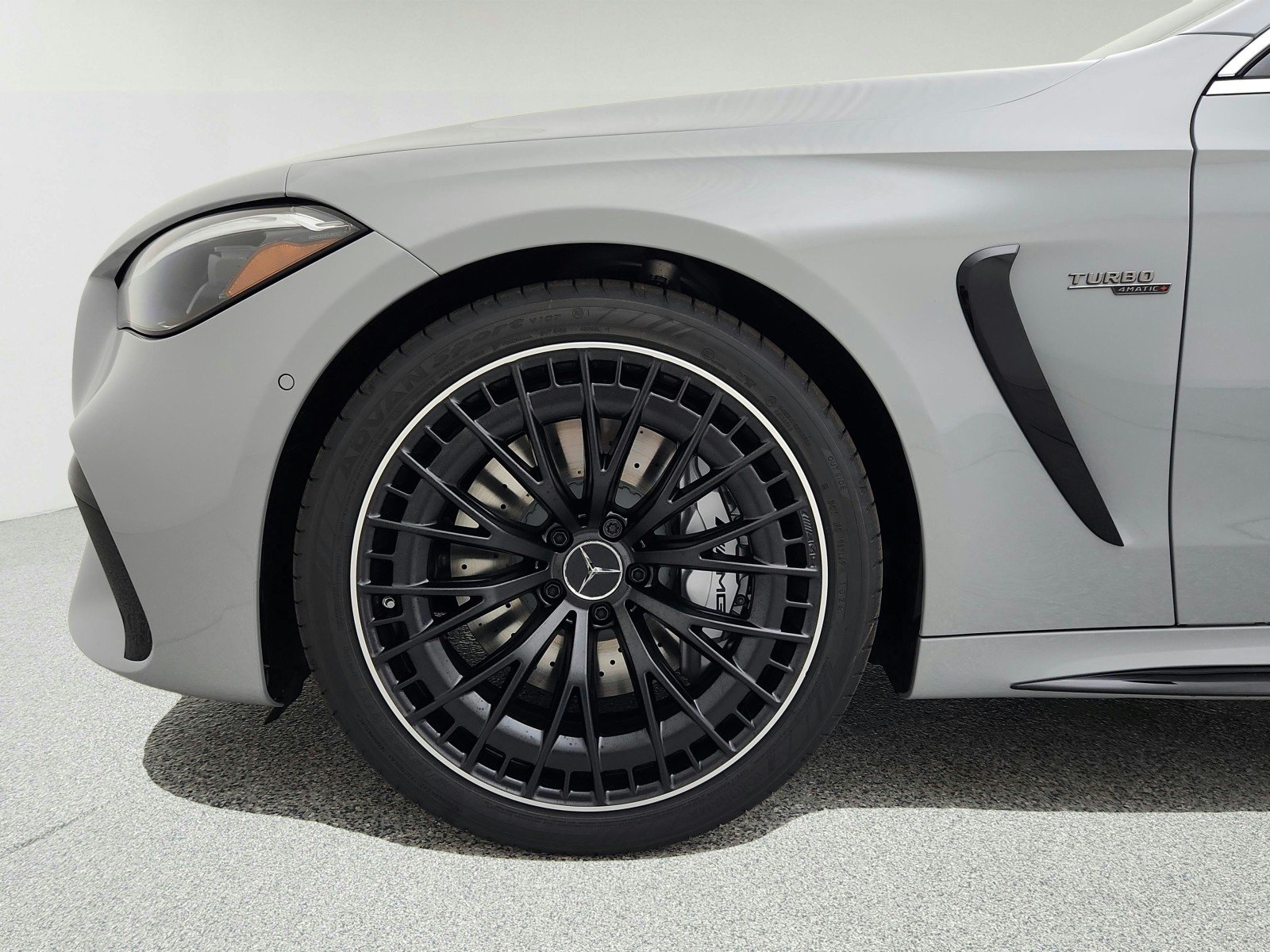 New 2027 MANUFAKTUR Alpine Grey Mercedes-Benz AMG® CLE 53 4MATIC+ Cabriolet image 29