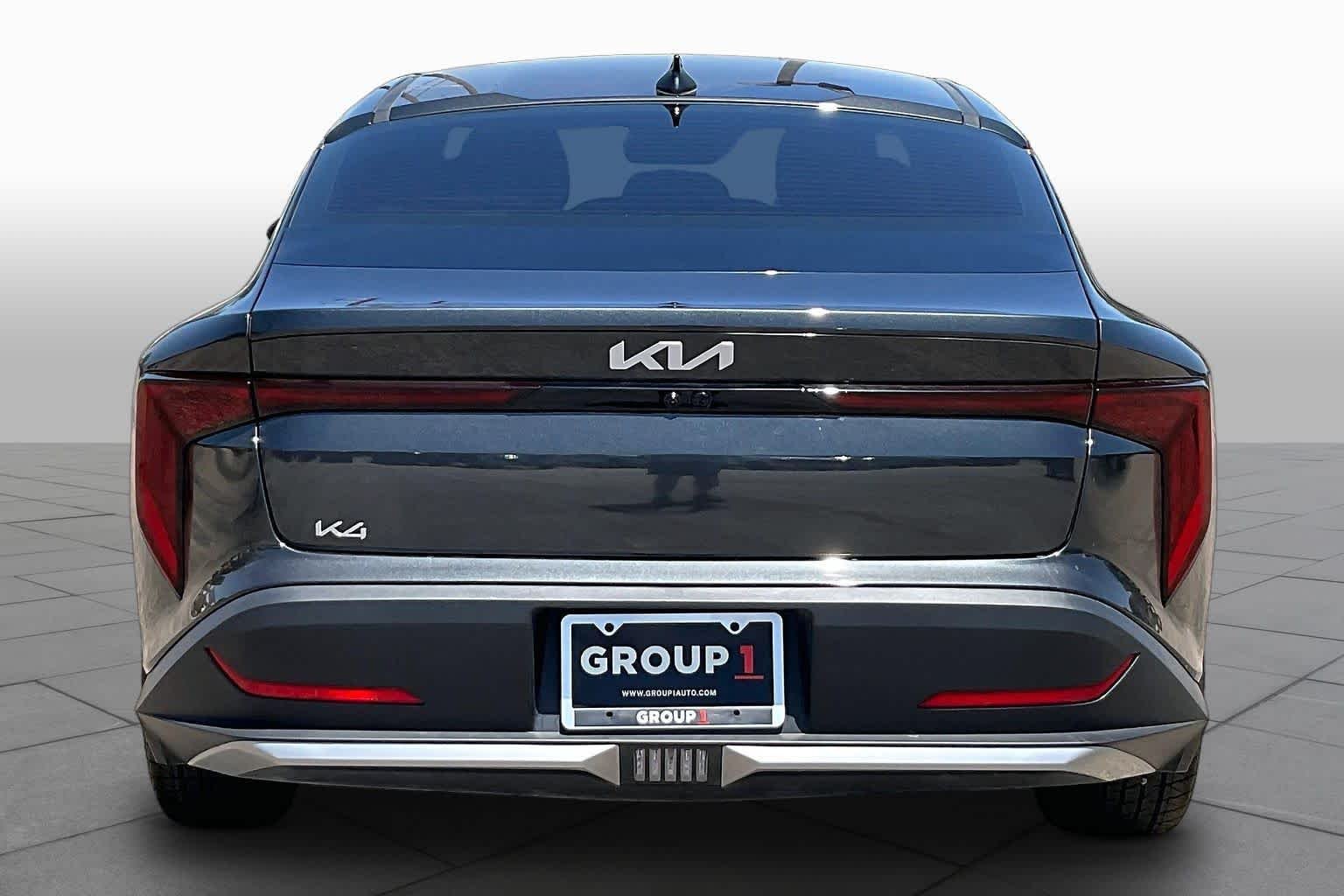 Used 2025 Interstellar Gray Kia EX image 5