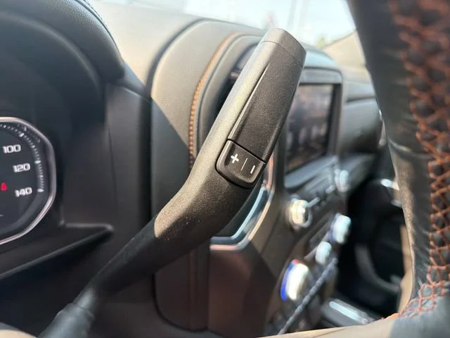 Used 2020 ONYX BLACK GMC AT4 image 26