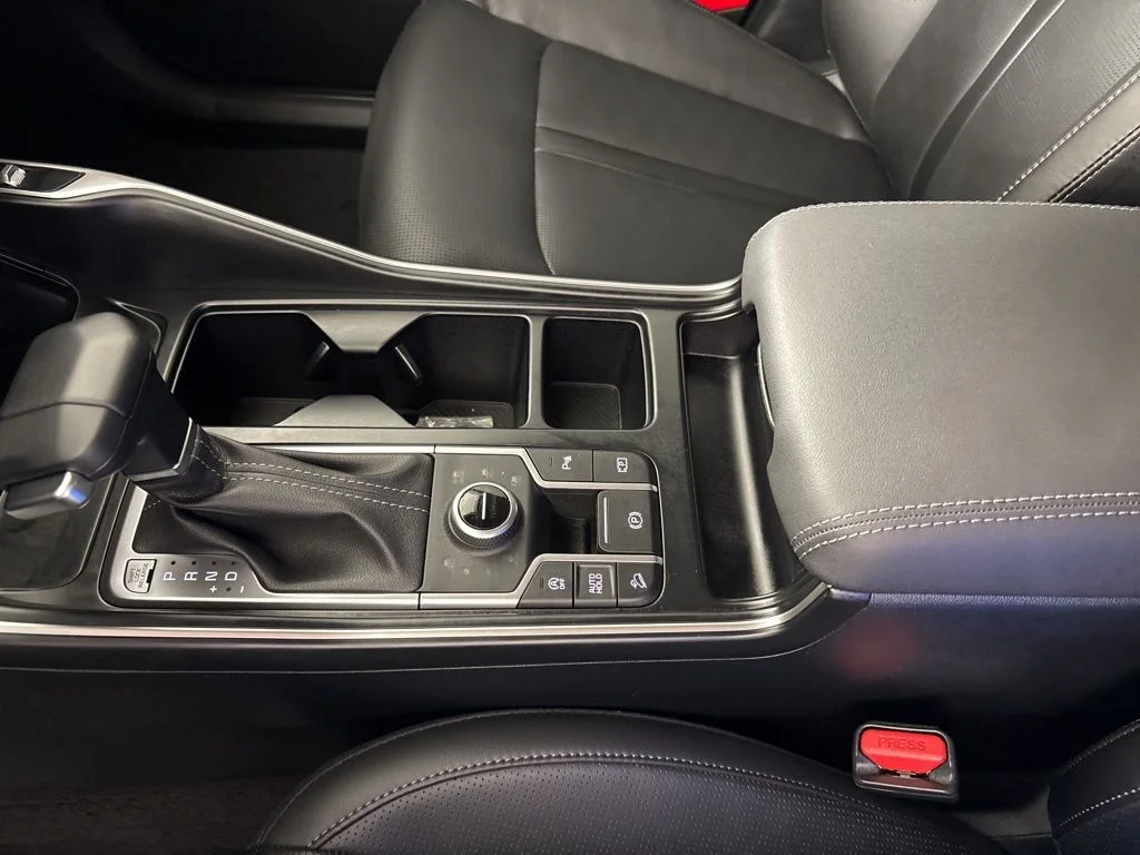 New 2026 Ivory Silver Kia EX image 43