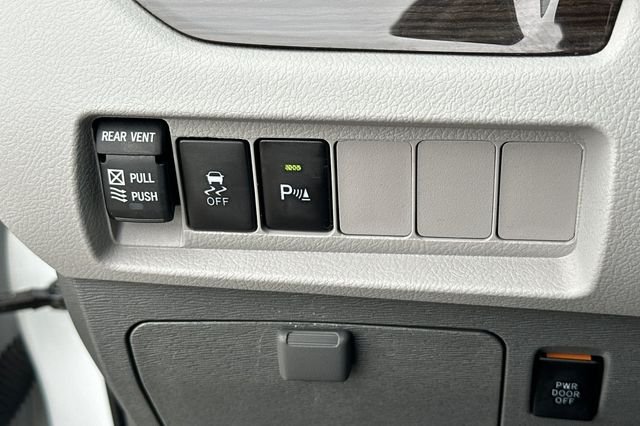 Certified Used 2019 White Toyota XLE image 34