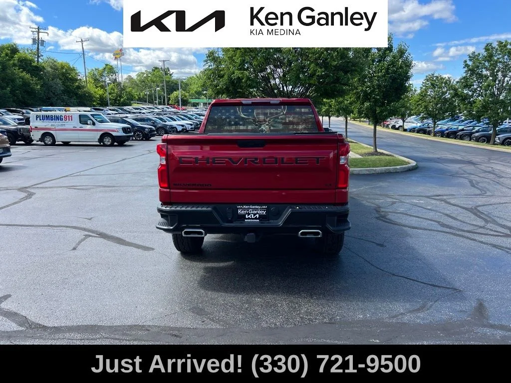 Used 2022 Red Chevrolet LT Trail Boss image 6