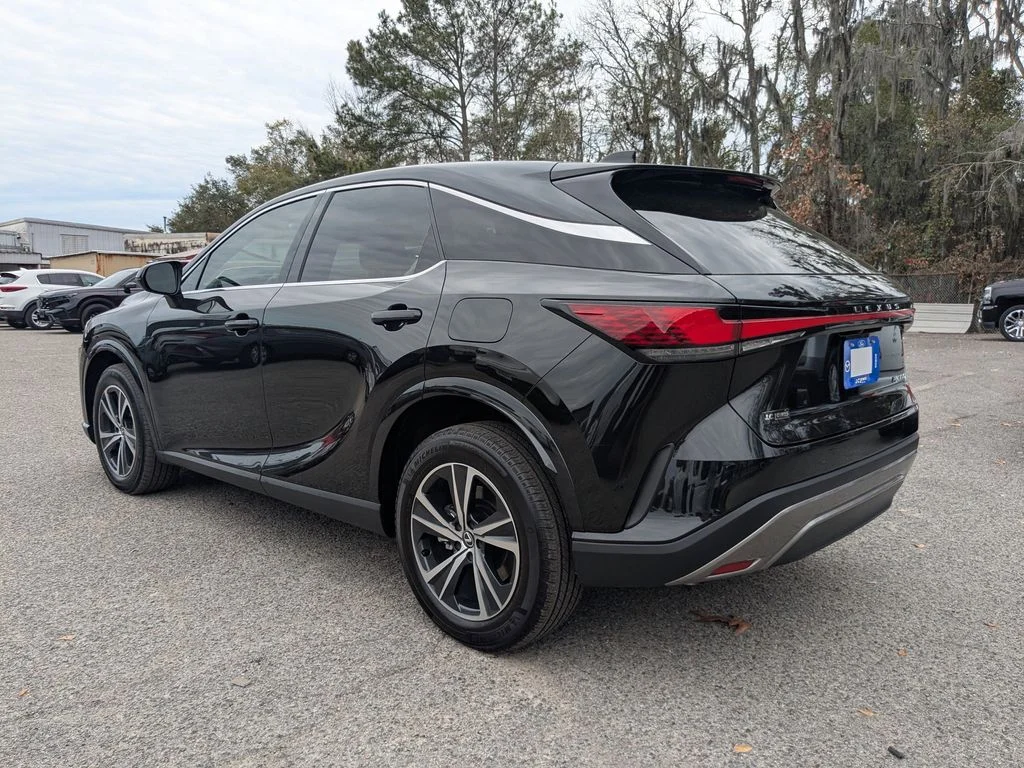 Used 2024 Black Lexus 350 image 6