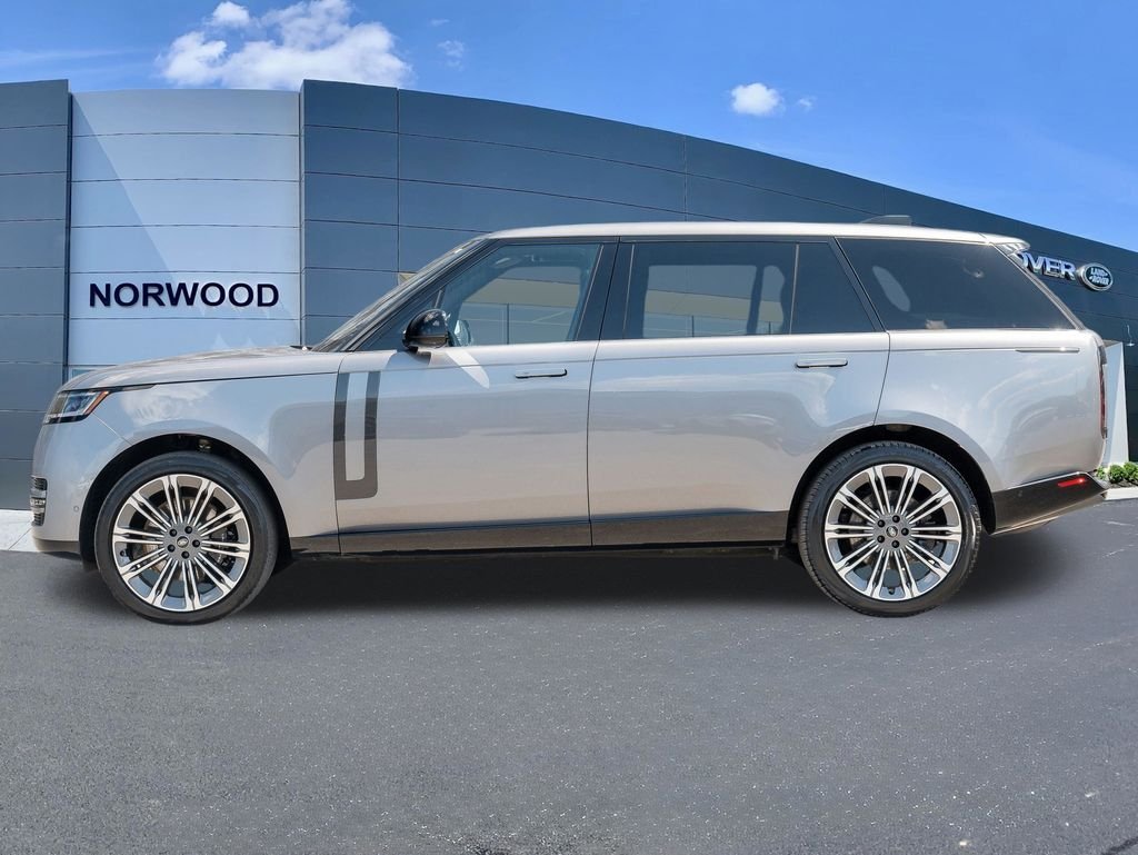 Certified Used 2023 Gray Land Rover SE image 7