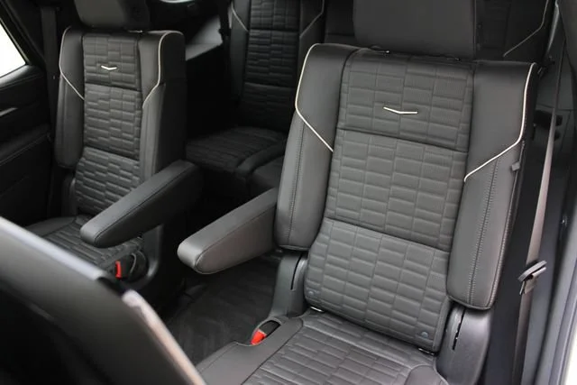 2026 Cadillac Escalade V-Series - Photo 10