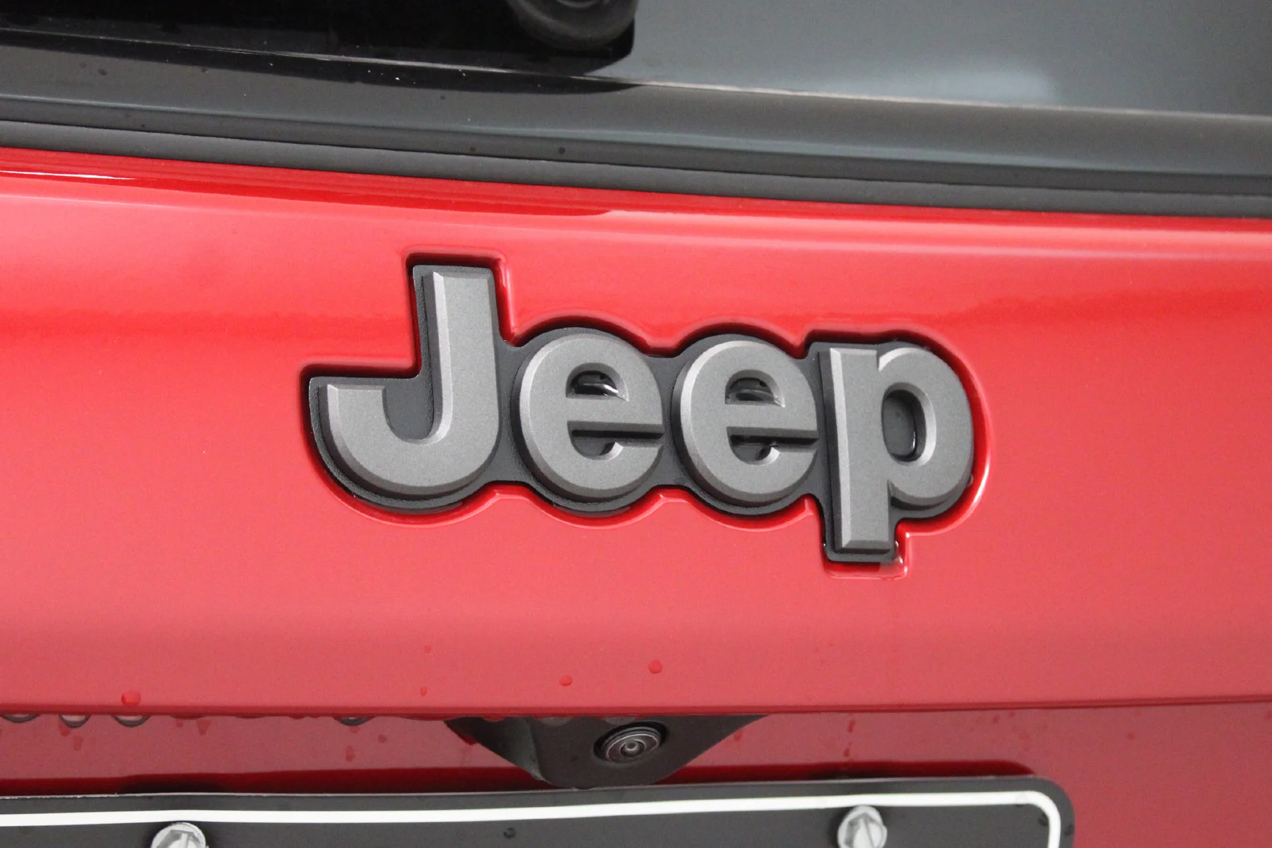New 2026 Red Hot Pearl-Coat Exterior Paint Jeep LATITUDE ALTITUDE 4X4 image 22
