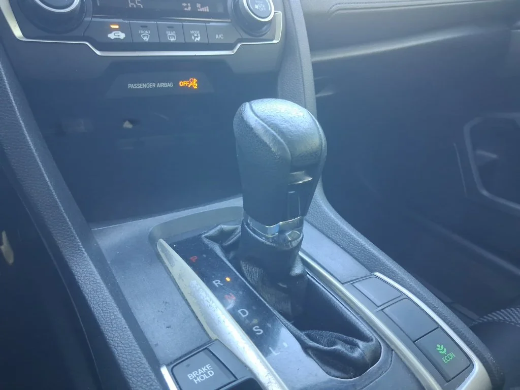 Used 2020  Honda LX image 26