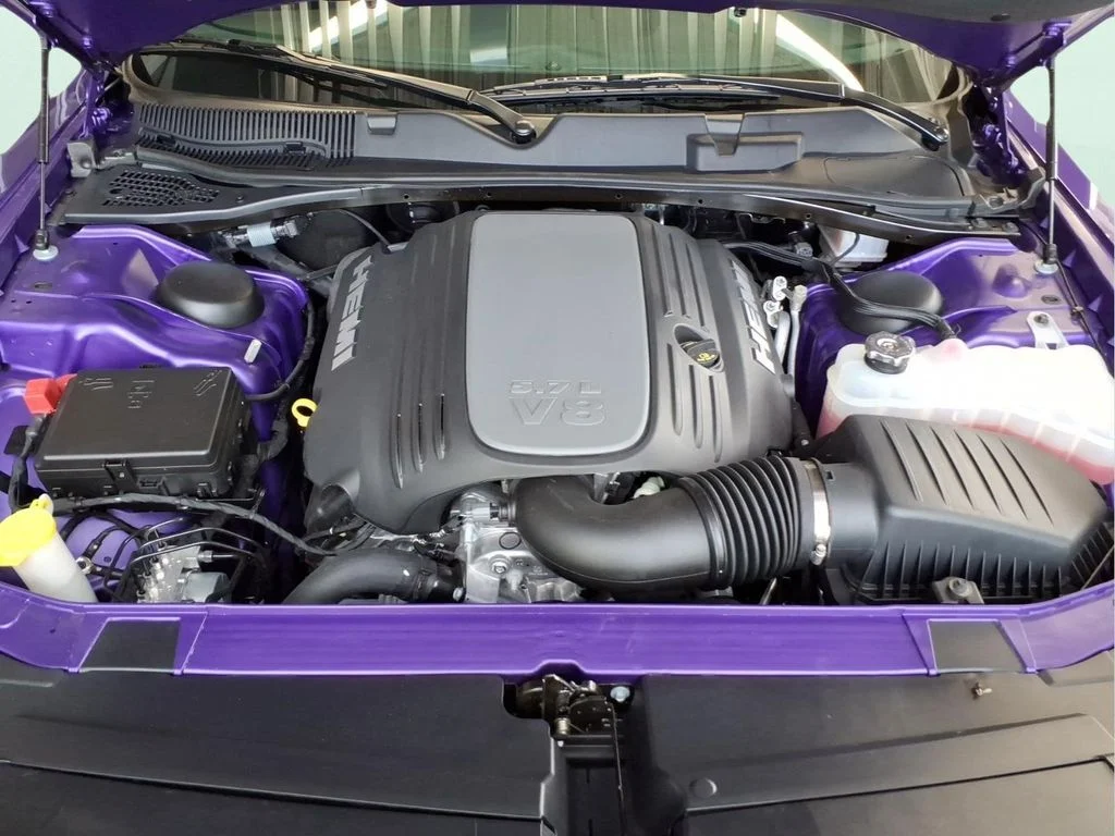 Used 2023 Purple Dodge R/T image 25