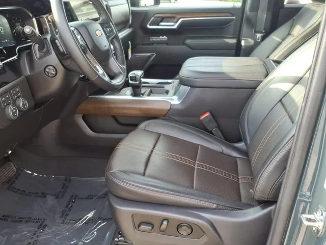 Used 2026 Cypress Gray Chevrolet High Country image 14