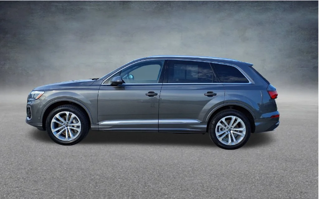 Used 2025 White Audi 55 Premium Plus image 4