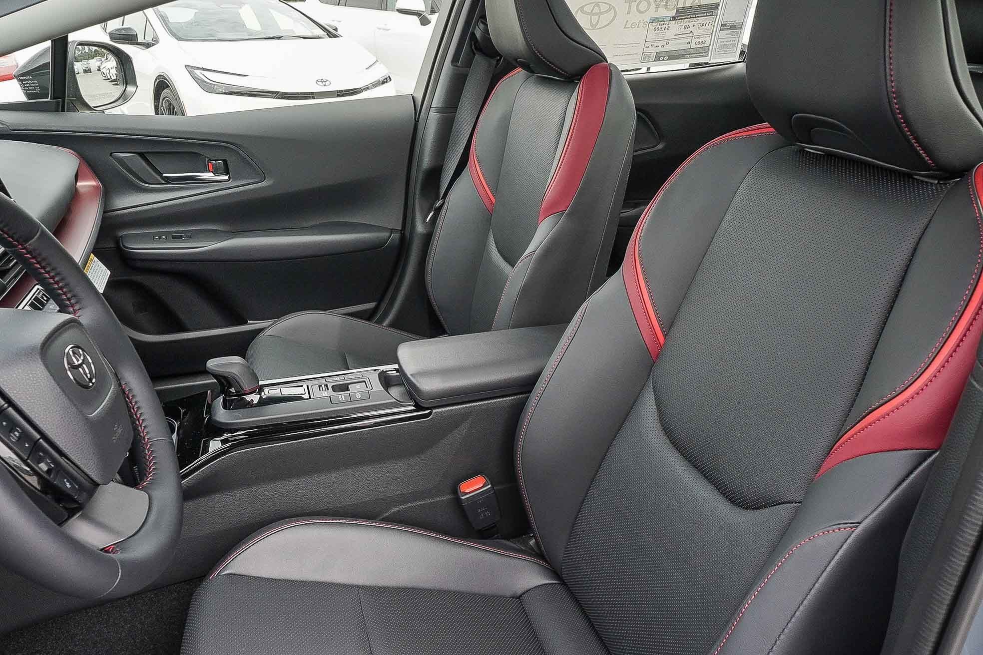 New 2026 Wind Chill Pearl Toyota XSE image 27